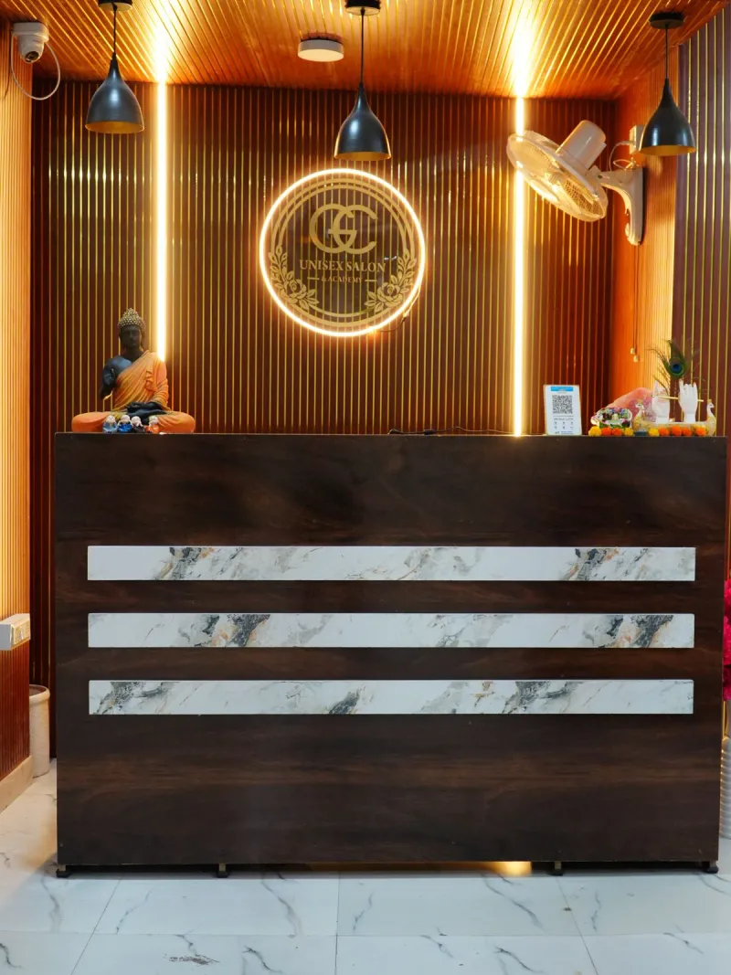 Glamour Cascade Salon Interior